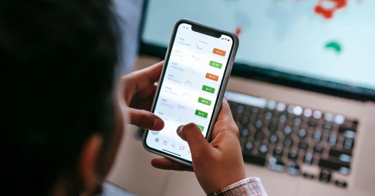Comment optimiser vos investissements avec une banque en ligne