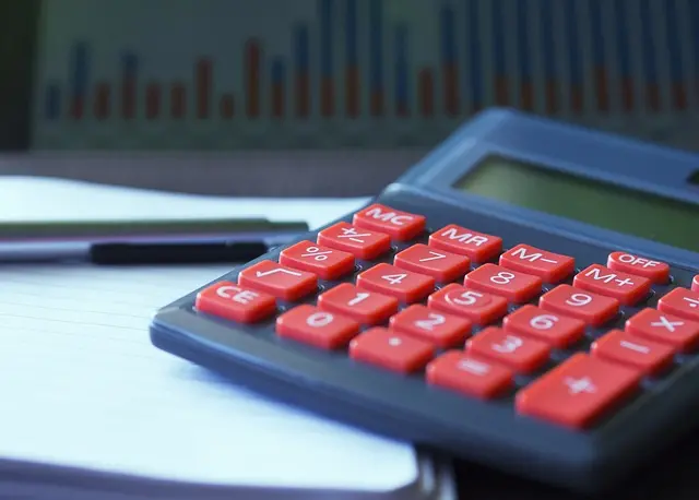 Comment choisir une assurance bancaire adaptée à vos besoins