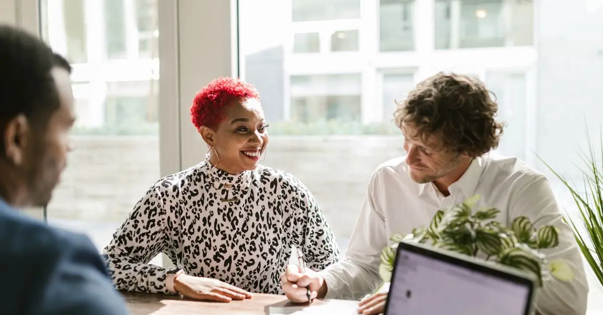 Comment bien gérer un compte joint : conseils pratiques