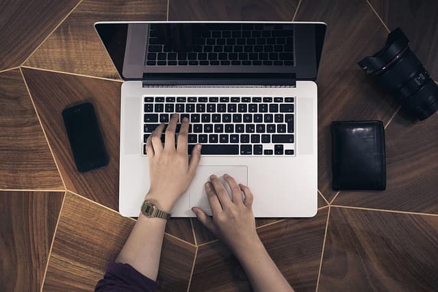 Les meilleures astuces pour choisir une banque en ligne